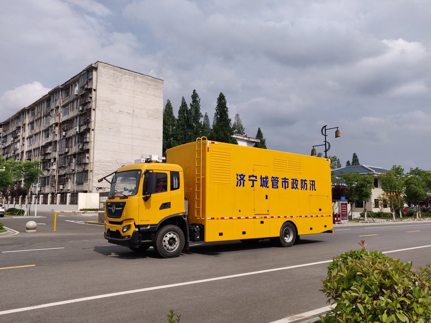 東風天錦2000方大流量排水車2.jpg