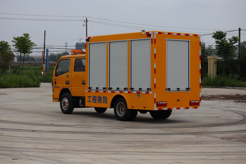 東風小多利卡雙排救險車3.JPG