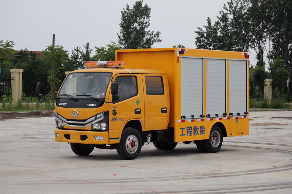 東風小多利卡雙排救險車2.JPG